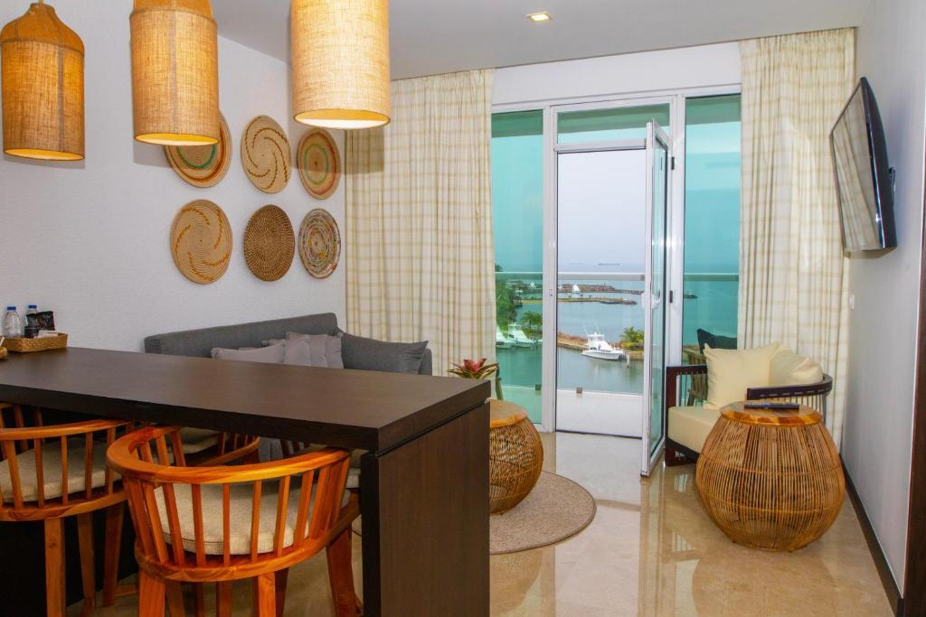 Eurobuilding Hotel & Suites Lecheria المظهر الخارجي الصورة